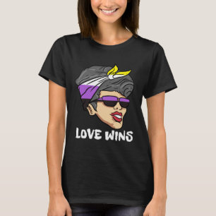 Liebe Gewinnt Non Binär T-Shirt
