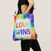 Liebe gewinnt Rainbow Front und Back Decoration Tasche (Von Nahem)