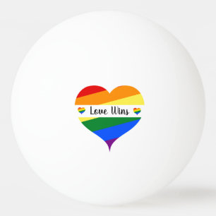Liebe gewinnt Rainbow Hearts Tischtennisball