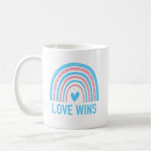 Liebe gewinnt Transgender Rainbow Kaffeetasse (Links)