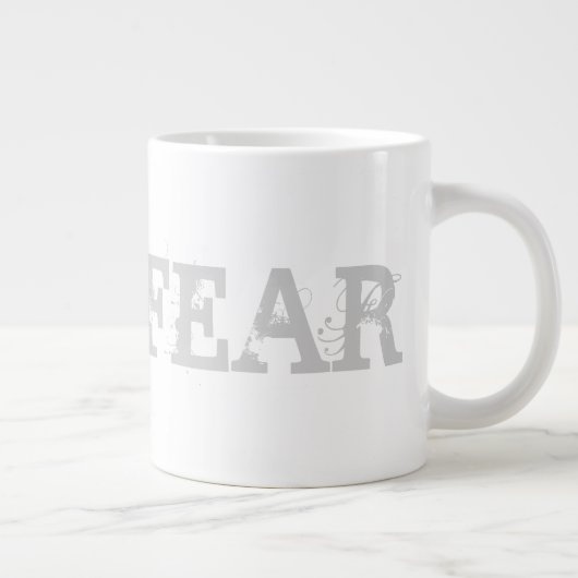LIEBE größer als FEAR Jumbo-Tasse (Rechts)