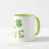 Liebe Grüne Blockbriefe für St Patricks Day Tasse (VorderseiteRechts)