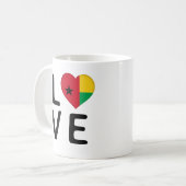 Liebe - Guinea Bissau-Flagge Kaffeetasse (Vorderseite Links)