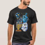 LIEBE Hanukkah Dekorationen Dreidel Menorah Chanuk T-Shirt<br><div class="desc">LIEBE Hanukkah Dekorationen Dreidel Menorah Chanukah.</div>