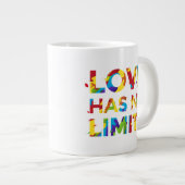 Liebe hat keine Grenzen Jumbo-Tasse (Vorderseite Rechts)