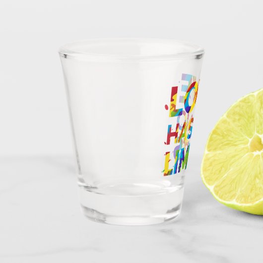 Liebe hat keine Grenzen Schnapsglas (Links)