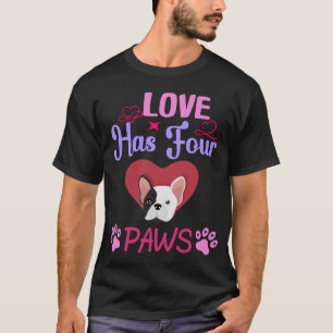 Liebe hat vier Paws Valentinstag Bulldogie T-Shirt