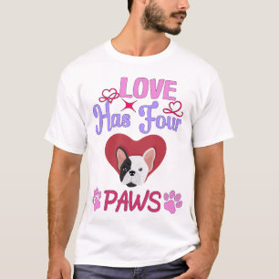 Liebe hat vier Paws Valentinstag Bulldogie T-Shirt