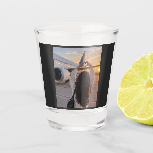 Liebe hebt ab schnapsglas (Vorderseite)