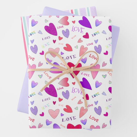 Liebe hört Verlobtes Jubiläum Striptes rosa Gesche Geschenkpapier Set (Beispiel)