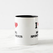 Liebe I, die spontan ist Zweifarbige Tasse (Mittel)
