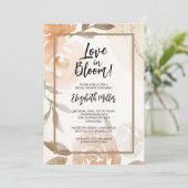 Liebe im blutdruckpfirsichfarbenen Brautparty Einladung (Stehend Vorderseite)