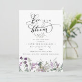 Liebe im Brautparty Bloom Einladung (Stehend Vorderseite)