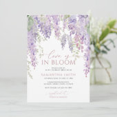 Liebe im Brautparty Bloom Lila Wisteria Einladung (Stehend Vorderseite)