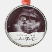 Liebe im Ersten Herzschlag Schwangerschaft Keepake Ornament Aus Metall (Vorne)