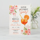 Liebe im ersten Spritz-Brautparty Einladung (Stehend Vorderseite)