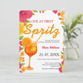 Liebe im ersten Spritz Citrus Orange Brautparty Einladung (Stehend Vorderseite)