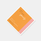 Liebe im First Spritz Modernes Brautparty Serviette (Ecke)