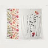 Liebe im Hintergrund der blühenden Brautdusche Wandteppich (Vorderseite (Horizontal))