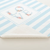 Liebe im Muster Blütenpadel und Streifen Sherpadecke (3/4)