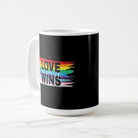 LIEBE immer WINS, LGBTQIA-Flag Kaffeetasse (Vorderseite Links)