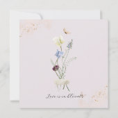 Liebe in blühender Wildblume Rustikales Brautparty Einladung (Rückseite)