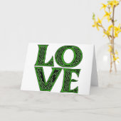Liebe in einem irischen keltischen Schriftart Karte (Gelbe Blume)
