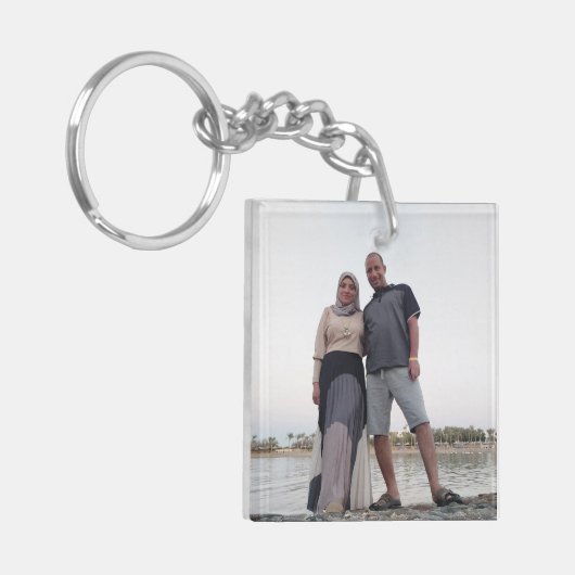 Liebe in jedem Blickwinkel Schlüsselanhänger (Vorderseite links)