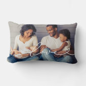 Liebe in Weißschrift mit dem Foto Herzbenutzerdefi Lendenkissen (Vorderseite)