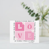 Liebe ist... 1 Cor 13:6-7 Postkarte (Stehend Vorderseite)