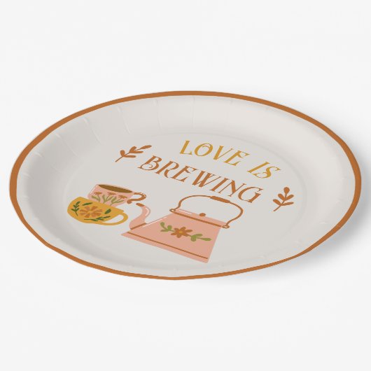 Liebe ist Brauen Bridal Tee Pappteller (Schrägansicht)