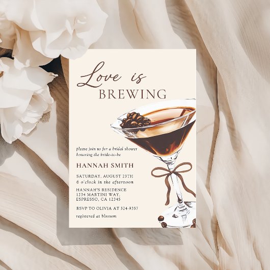 Liebe ist Brewing Chic Martini Brautparty Einladung