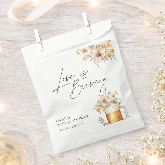 Liebe ist das Brechen von Brautparty Geschenktütchen (Ausgeschnitten)