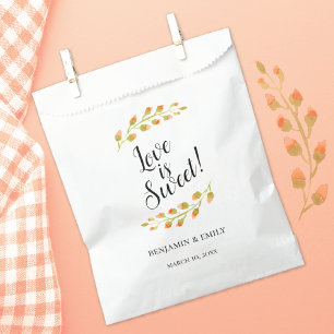 Liebe ist eine Hochzeit mit süßen Pfirsichblüten Geschenktütchen