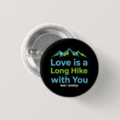 Liebe ist eine lange Wanderung mit dir Retro-Bergp Button (Vorne & Hinten)