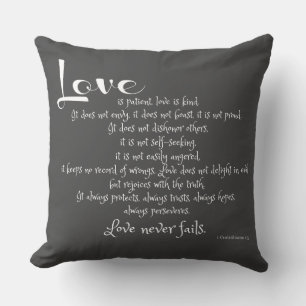 Liebe ist geduldig (korinthische Schrift-Vers) gra Kissen