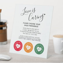 Liebe ist gekümmert Maske-Distanzierung Hochzeitsu