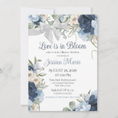 Liebe ist im Brautparty Bloom Einladung (Vorderseite)