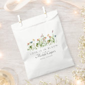 Liebe ist im Brautparty Bloom Geschenktütchen (Ausgeschnitten)