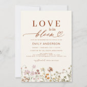 Liebe ist im Brautparty Bloom Wildblume Einladung (Vorderseite)
