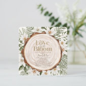 Liebe ist im Brautparty Blütenblume Einladung (Stehend Vorderseite)