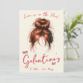 Liebe ist im Haar, Haargummi, Scrunchie Geschenkka Einladung (Stehend Vorderseite)