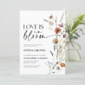 Liebe ist in Bloom Brautdusche Einladung rustikal (Stehend Vorderseite)