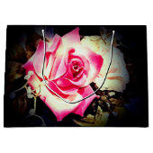 Liebe ist in Bloom Foto Wrapping Paper Große Geschenktüte (Vorderseite)