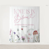 Liebe ist in Bloom | Hintergrund des Brautparty Wandteppich (Vorderseite)