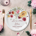 Liebe ist in blühenden burgundischen Blume Brautpa Pappteller<br><div class="desc">Liebe ist in blühenden Wiese burgundy Blume Brautparty Wildblumen personalisiert Party Teller. Aquarellfarbene Wildblumen bordeauxfarbene Pflaumenfarben für ein Brautparty mit Gartenthemen für Blume.</div>