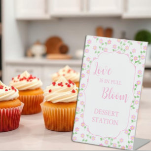 Liebe ist in Blüte Pink Florale Dessert-Station Sockelschild