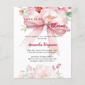 Liebe ist in Blütenrosa Bogen Bridal Dusche Einlad (Vorderseite)