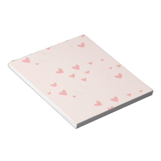 Liebe ist in den rosa Herzen Notizblock (angewinkelt)