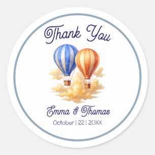 Liebe ist in der Air Hot Air Ballon Reisen Hochzei Runder Aufkleber